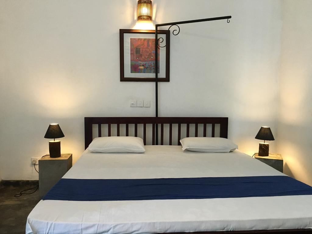 Dehiwala-Mount Lavinia Colombo Beach Hostel חדר תמונה