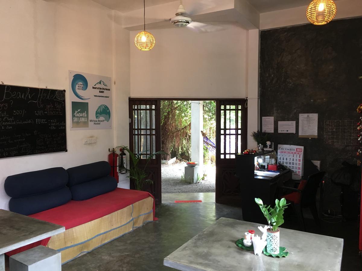 Dehiwala-Mount Lavinia Colombo Beach Hostel מראה חיצוני תמונה